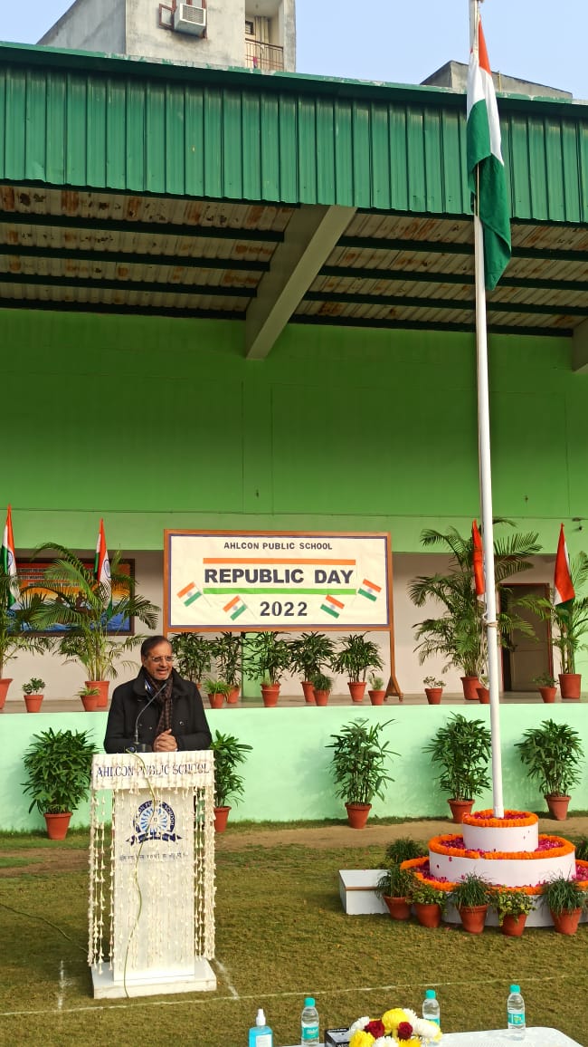 sr_aps's tweet photo. 'Be the change we wish to see in the world' Mahatma Gandhi.

73 rd Republic Day and flag unfurling ceremony at Ahlcon Public School, aiming to provide transformative education for a progressive society.@ashokkp @Ahlconpublic1 @sanjeevbansal06 @GanguliKuhu @MamthaSays https://t.co/Yfx8qy0DGY