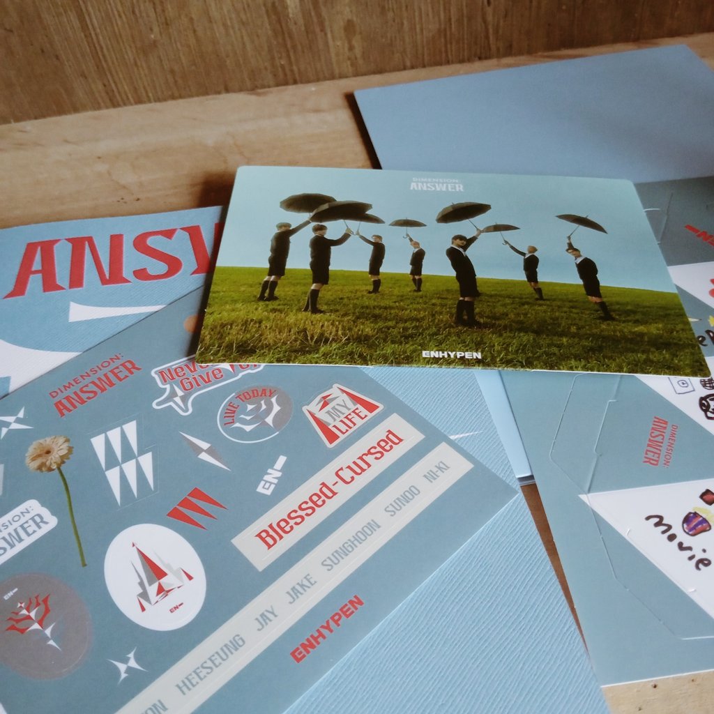 https_enlove's tweet photo. ♡。゚. happy mail ! ♡ °・
Hi, @madeforjin ! thank you so much for your giveaway! the album came safely to me today. may God bless you more^^
➸ #finallyREIceived … ✦ https://t.co/YjV81jAjHk