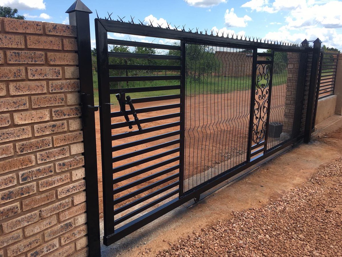 mosela_engineer's tweet photo. 📢 📢📢📢📢📢📢📢👷🏿‍♂️
📌  Nation wide.
☎️ 0711749495/0817442739
🌐 https://t.co/RzzezxKekO 
🗜🧰 Structural Steelwork
⛓🔗Pipework
⚙🔩Mechanical Engineering 
🏗🧱Construction
.
.
#Engineering #Engineer #Mechanical #Pipes #welding #Handrails #Slidinggates #Gates #mechanical https://t.co/8A4bqstZ0W