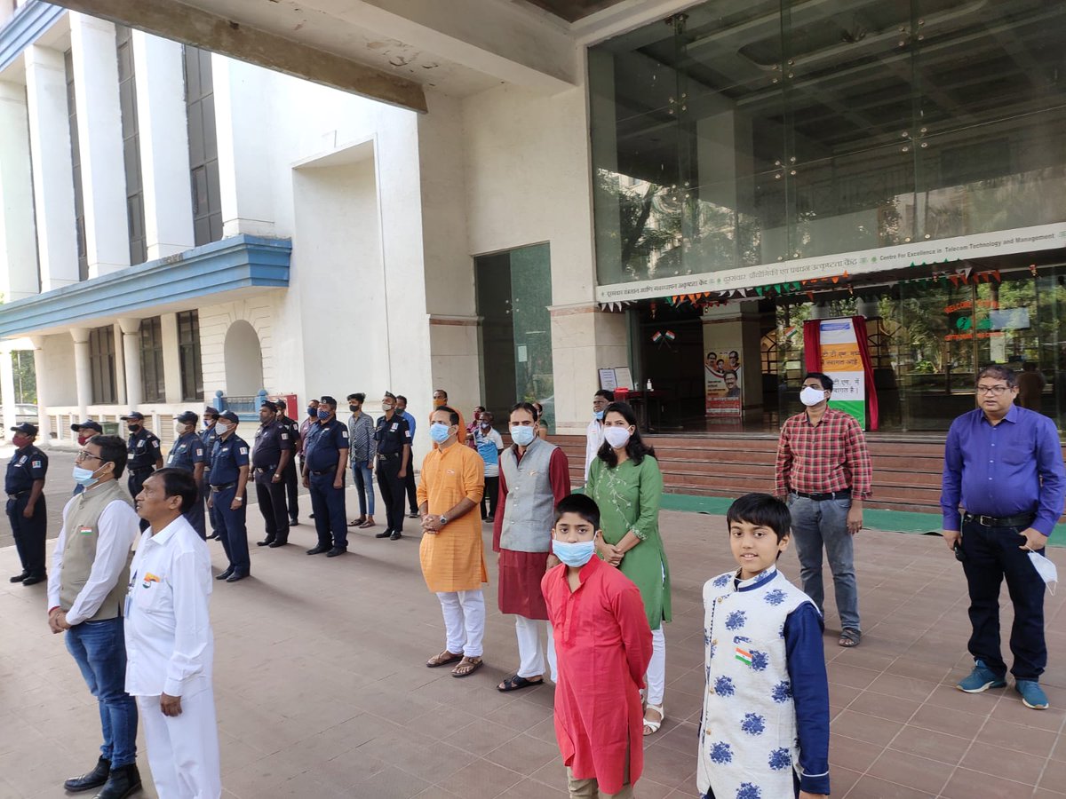 CETTM_MTNL's tweet photo. MTNL CETTM celebrates 73rd Republic Day on 26 Jan 2022. Smt Gunjan Dave, PGM(Training) unfurled the Indian Flag on this occasion and addressed the Officers and Staff of CETTM. #RepublicDay  #26january https://t.co/wGp4Kbg8FR