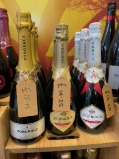 visit_taunton's tweet photo. โThe Real Dealโ
Genuine South African produce can be found in the heart of the town at Afribox. This family run business sells South African food products.
Why not pop in and check out great tasting South African food?
#Shoplocal #Shopappy
https://t.co/FjIx7E7y7Q https://t.co/UZ35RmoZqm