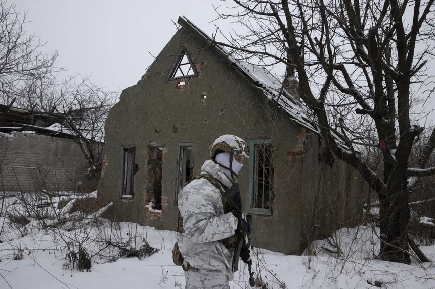 DAgee217's tweet photo. Strange message from Ukraine in the midst of crisis
While the US repeatedly warned of an attack from Russia, the calm move of the Ukrainian authorities caused analysts to raise many questions about the thinking of the Kiev government. https://t.co/Ka3u35xWnS