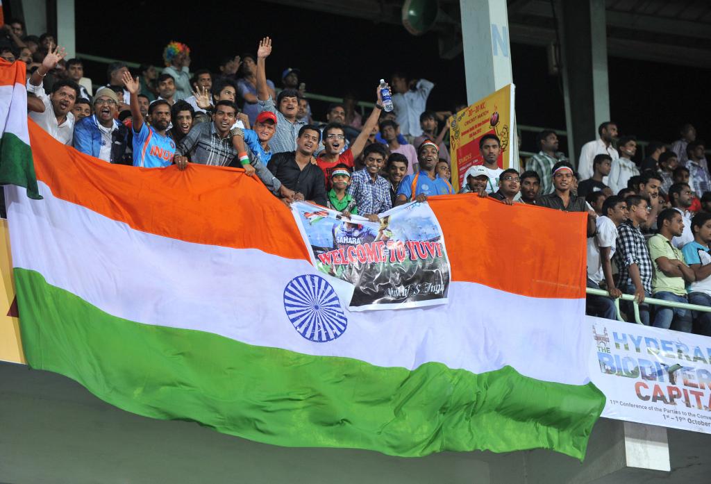 YuviWorld's tweet photo. We at #YuviWorld Wishing every Indian A very Happy #RepublicDay
Saluting the pillars of our Great Indian Constitution : Justice, Equality, Liberty & Fraternity.
May our Tricolour ๐ฎ๐ณ always fly high. โจ
Jai hind !
@YUVSTRONG12 https://t.co/z1Zn7KsQ0W