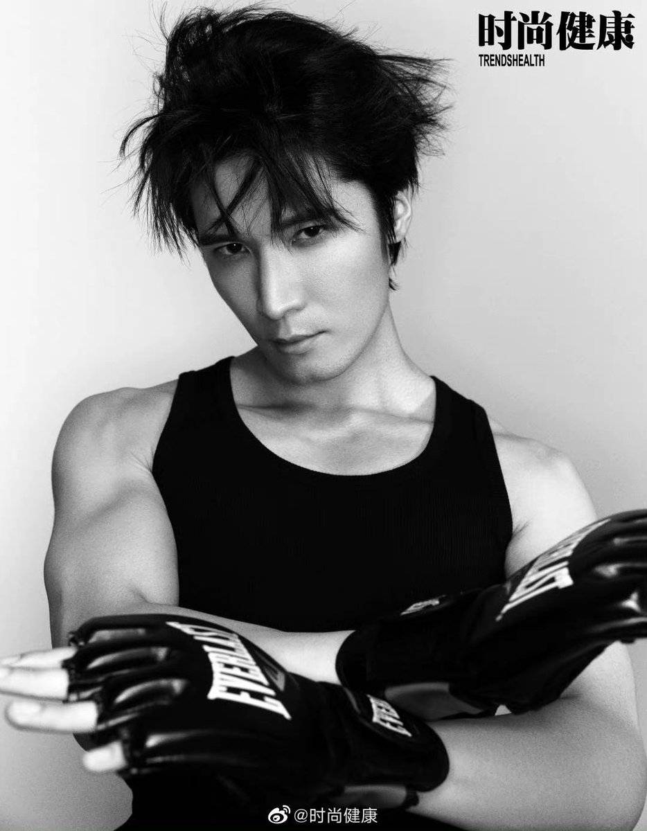 dramapotatoe's tweet photo. #LiuHaikuan for Trendshealth China 

Full shoot - https://t.co/Dvq1uVnDxl https://t.co/22Z4VuJJ3G