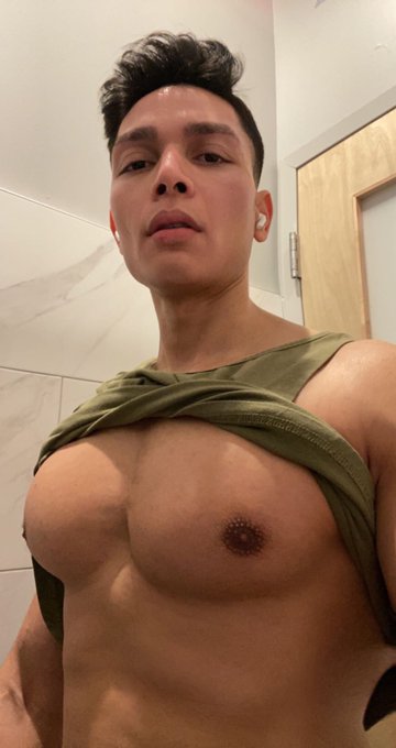 Chesticles https://t.co/iJAkz05WMo