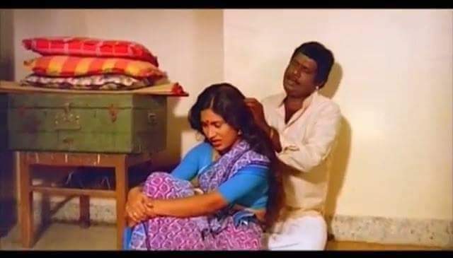 0611Pokiri's tweet photo. @vijayvaratharaj வர சொல்லு அந்த பொட்ட நாய பிரிச்சி அனுப்புறோம் https://t.co/t94BLF6Ev9