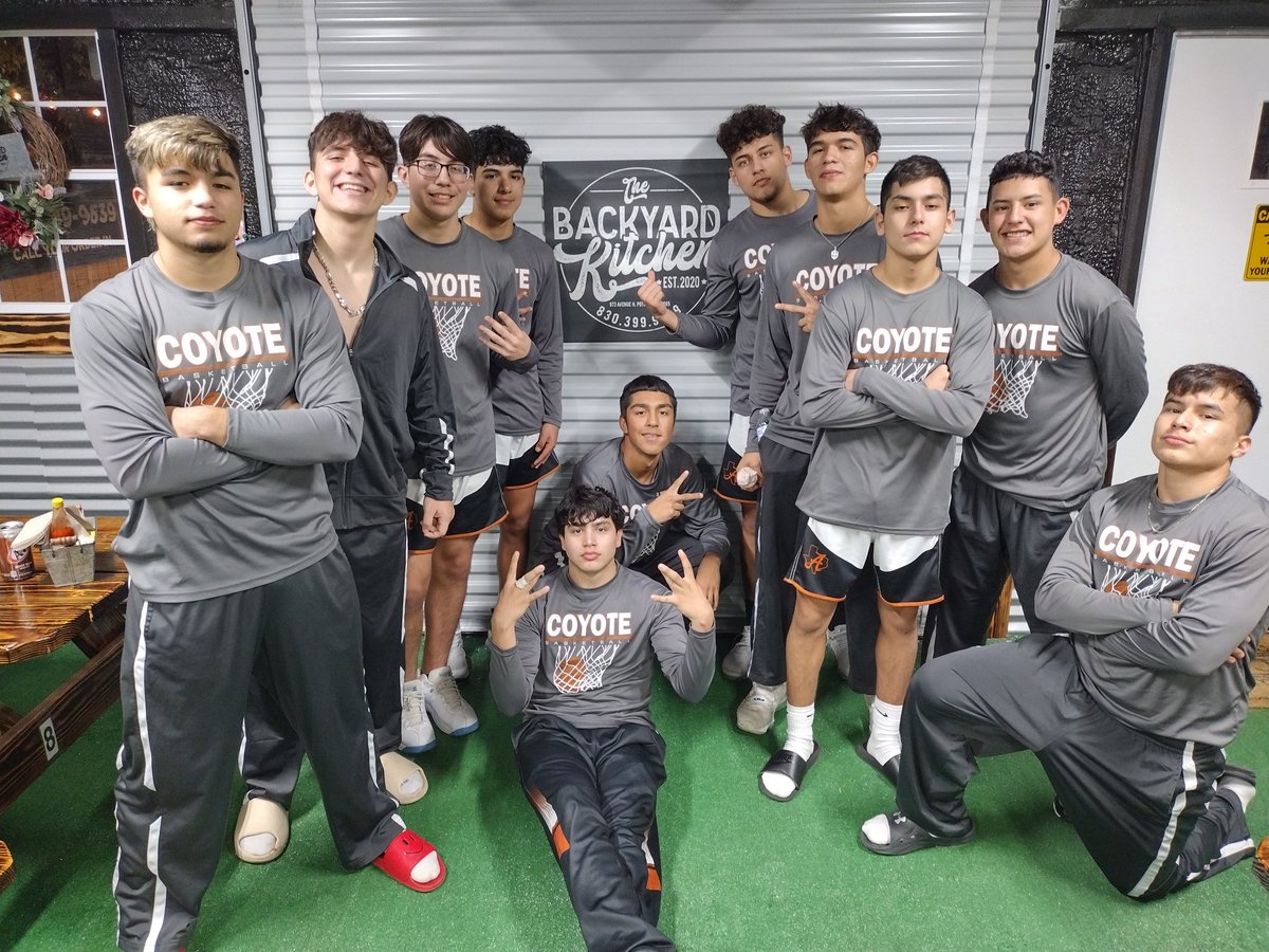 Anthony Elizondo - Coach E. 🏀 tweet media