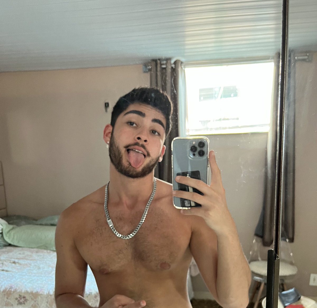 Gu$ on X: 🤪 t.corjgD3n45cg t.coFxDI5xkGZV  X