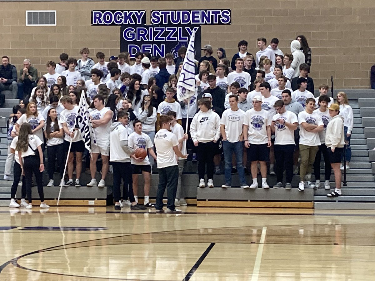 Shout out to our student section and our Seniors tonight.  Lost a tough one to Skyview 47-49.  Led by Reed with 17 points Magnuson with 11 points and 10 rebounds and Tannaci with 16 rebounds.