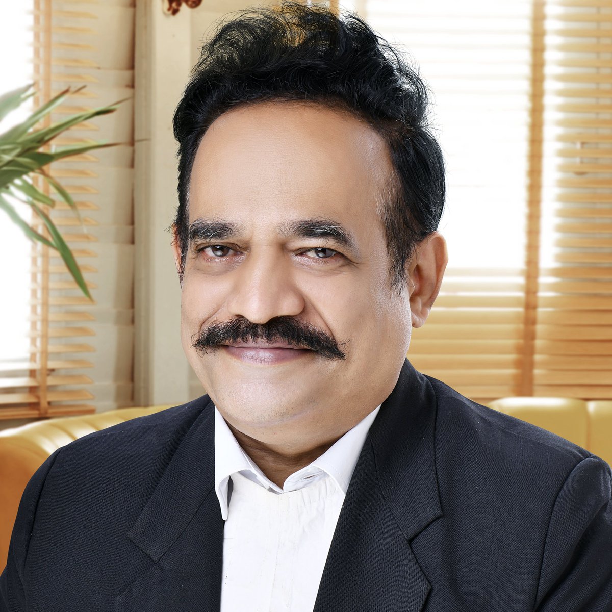 Adv_RajeshMore's tweet photo. #NewProfilePic https://t.co/ueibwwsTko