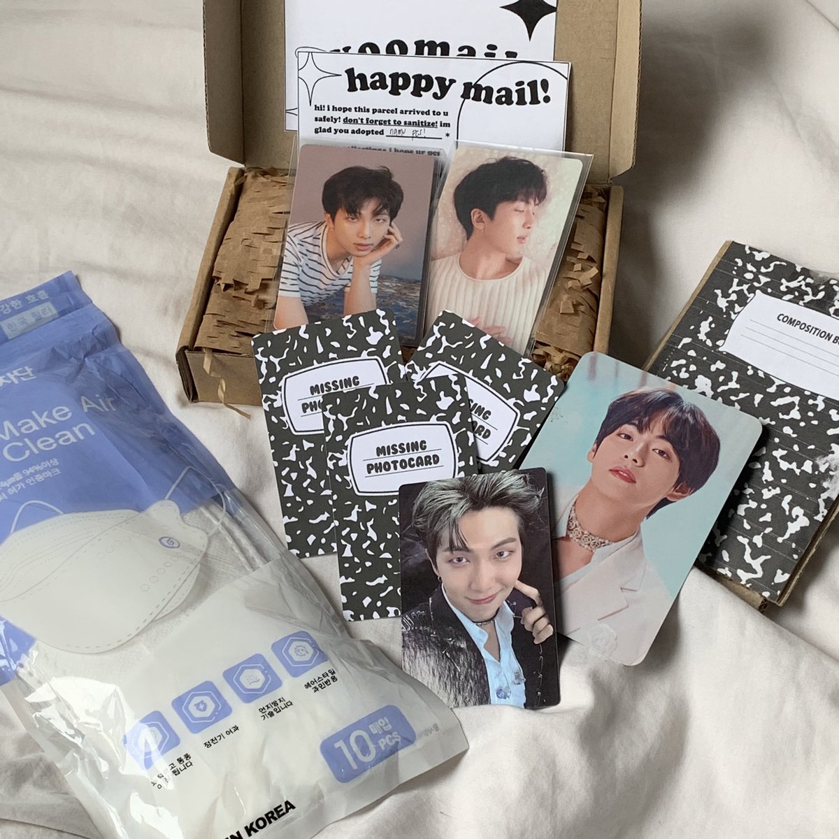 namseokbuys's tweet image. [💌]

— #namseokmails #mails4u #voobns
my namu pcs have arrived &amp;lt;33 tysm for the fast and smooth transaction !! also, for all the freebies ?!? the packaging is so pretty and eco friendly + secure !! @voomail