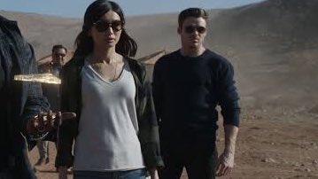 gemmasfilm's tweet photo. yeah, those glasses should have stayed on his face the whole time #Eternals #Ikaris https://t.co/8d2Q7YnXbY