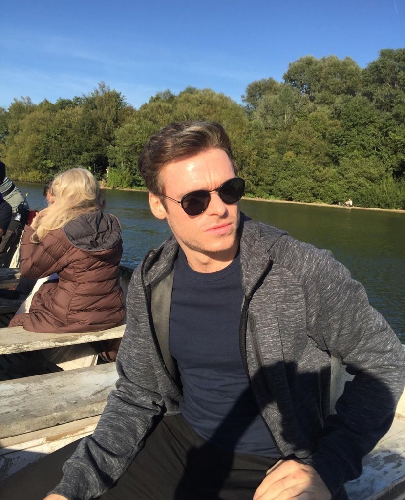 gemmasfilm's tweet photo. yeah, those glasses should have stayed on his face the whole time #Eternals #Ikaris https://t.co/8d2Q7YnXbY