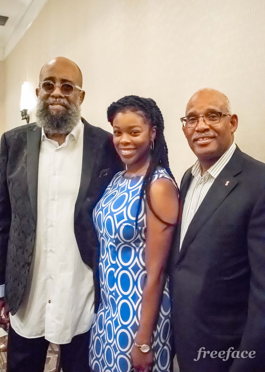 CarlTaylor_'s tweet photo. Former MSU outstanding criminal justice undergraduate graduate…  who is out in the world in the middle,  Jae, with former Ecorse Police Chief George Anthony.  George Anthony, former Detroit Police, and now an attorney, criminal justice professor at my retirement … Great honor. https://t.co/RaugUjLwBa