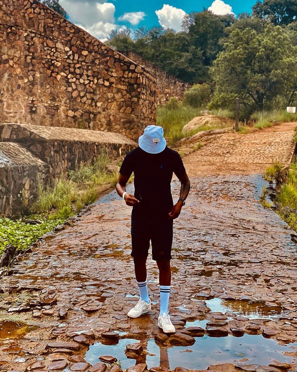 Dagudy's tweet photo. What an excellent  and humbling opportunity to be given life! To see myself grow each year! You are El Roi God, The God Who Sees me. You Lord have kept me, protected me and shown great mercy for my life. To you Lord I say Thank You 😊. Thank You 🙏🏽. Thank You ☺️. Thank You 😭. https://t.co/QmCdTDnIAg