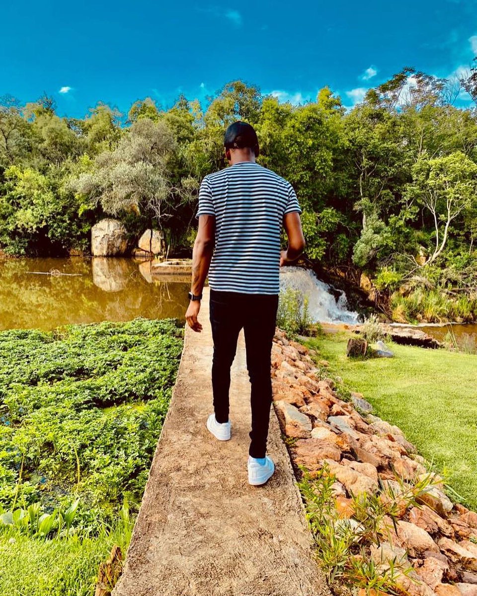 Dagudy's tweet photo. What an excellent  and humbling opportunity to be given life! To see myself grow each year! You are El Roi God, The God Who Sees me. You Lord have kept me, protected me and shown great mercy for my life. To you Lord I say Thank You 😊. Thank You 🙏🏽. Thank You ☺️. Thank You 😭. https://t.co/QmCdTDnIAg