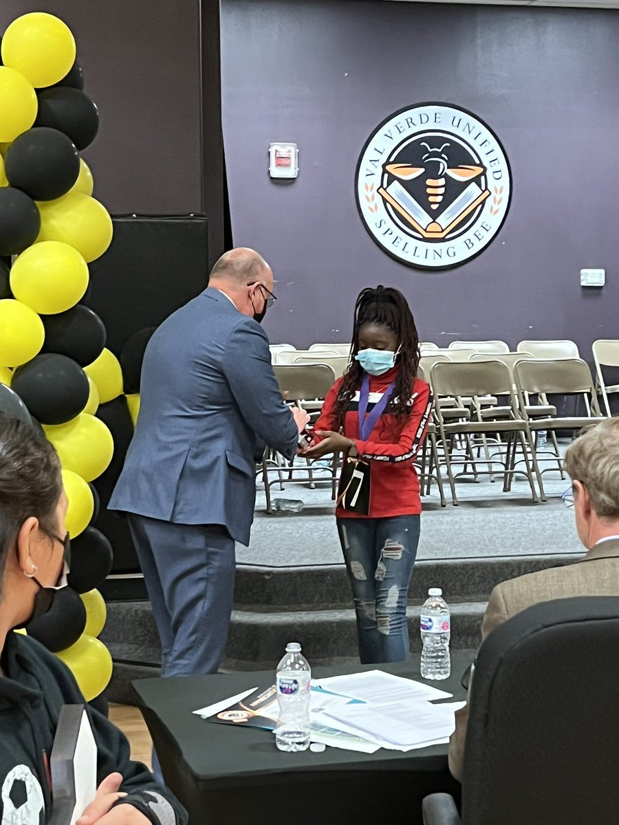 Jessica Warren tweet media