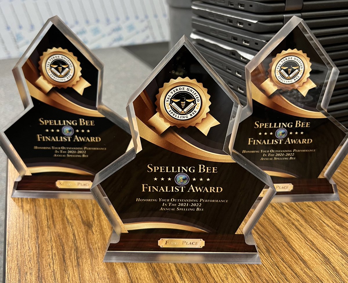 Jessica Warren tweet media