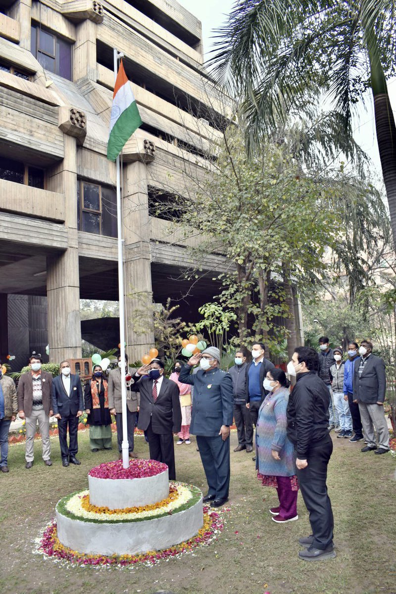 mdncdc's tweet photo. Happy Republic Day ! @jaisahakar https://t.co/aJKknui0N1