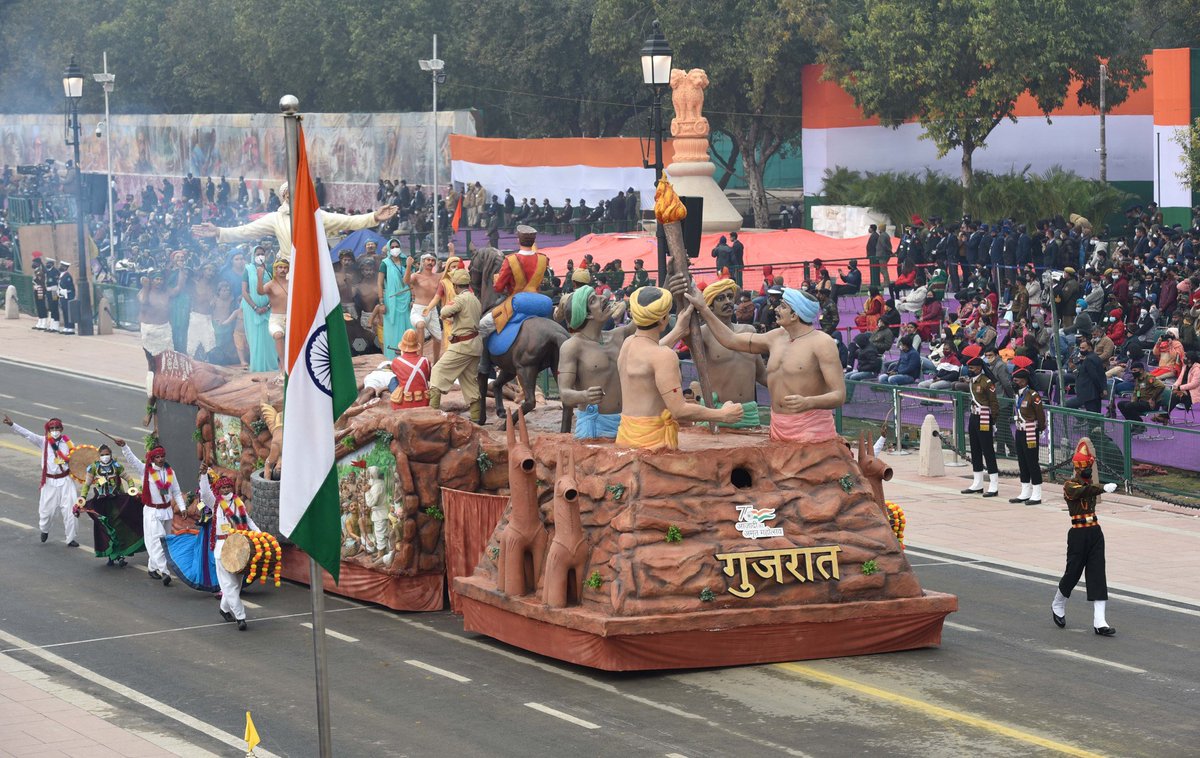 AXGAMIN06210875's tweet photo. OneOne Nation, many cultures 🇮🇳

Proud to be Indian.

#RepublicDay https://t.co/21ySewsEMn#RepublicDay https://t.co/BtJDSjbkpc