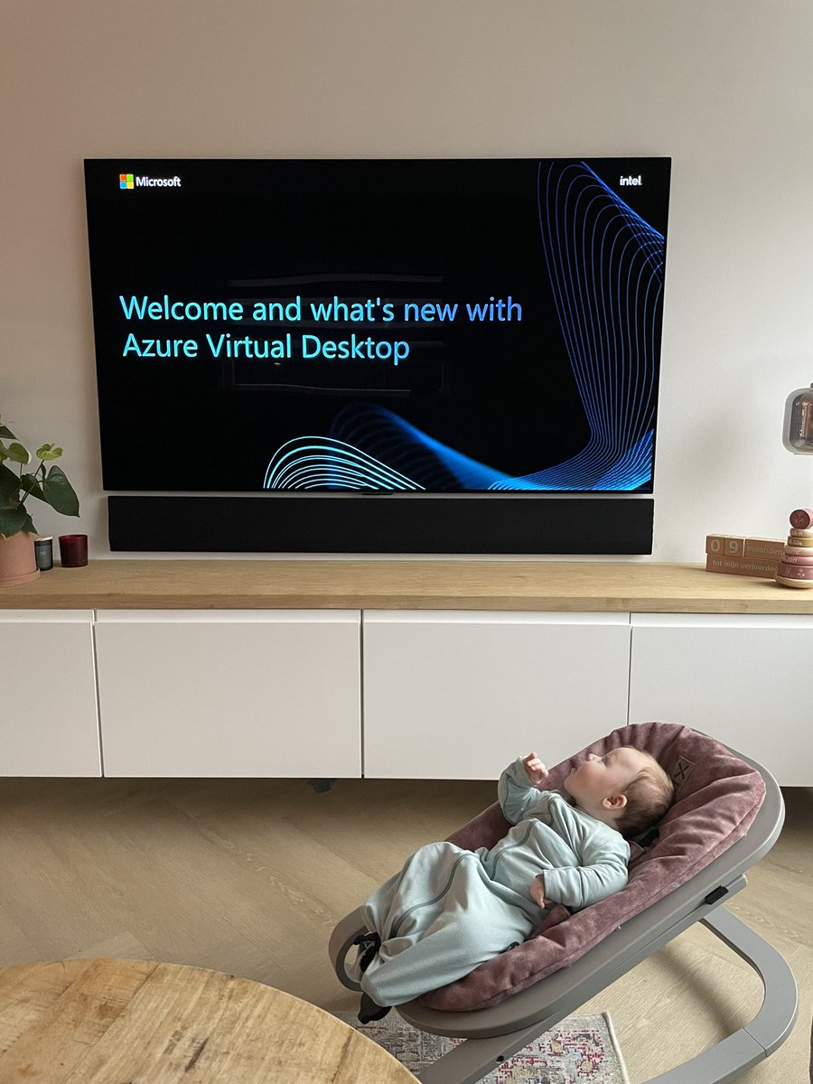 Watching the #AVD Master Class 2022 together with my little girl 😁

#DadOps #Azure