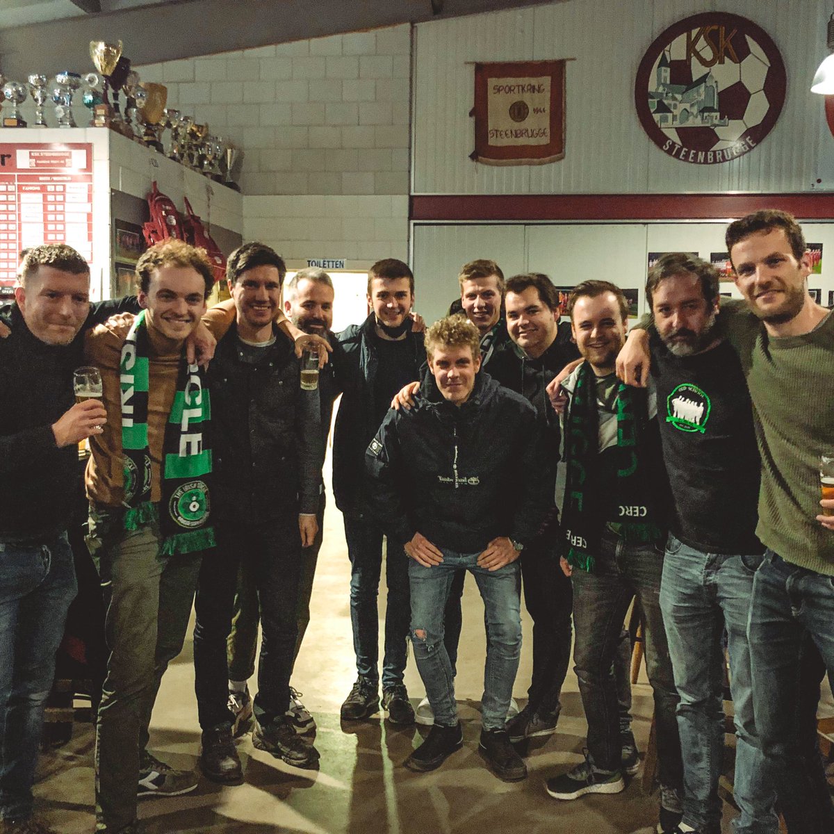 Cercle Away tweet media
