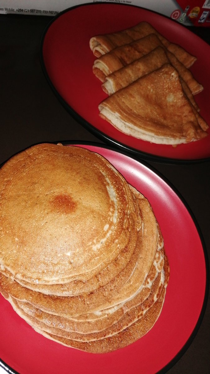 chapatimistress's tweet image. I make my pancakes batter 2-3 days in advance, refrigerate it and when I&apos;m cooking them, they&apos;re puffy and softer than soft 😋

#ChapatiMistress #RandomTips