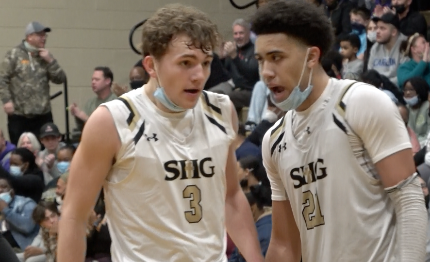 Channel1450com's tweet photo. Jake Hamilton scored 23 and Zack Hawkinson had 20 points and 10 rebounds for SHG. Tye Banks dropped 20 for Lanphier

The Lions made the Cyclones earn their first outright City title since 1973 and we've got the highlights 
https://t.co/P0kLnYmxkb https://t.co/z8EDXMA403