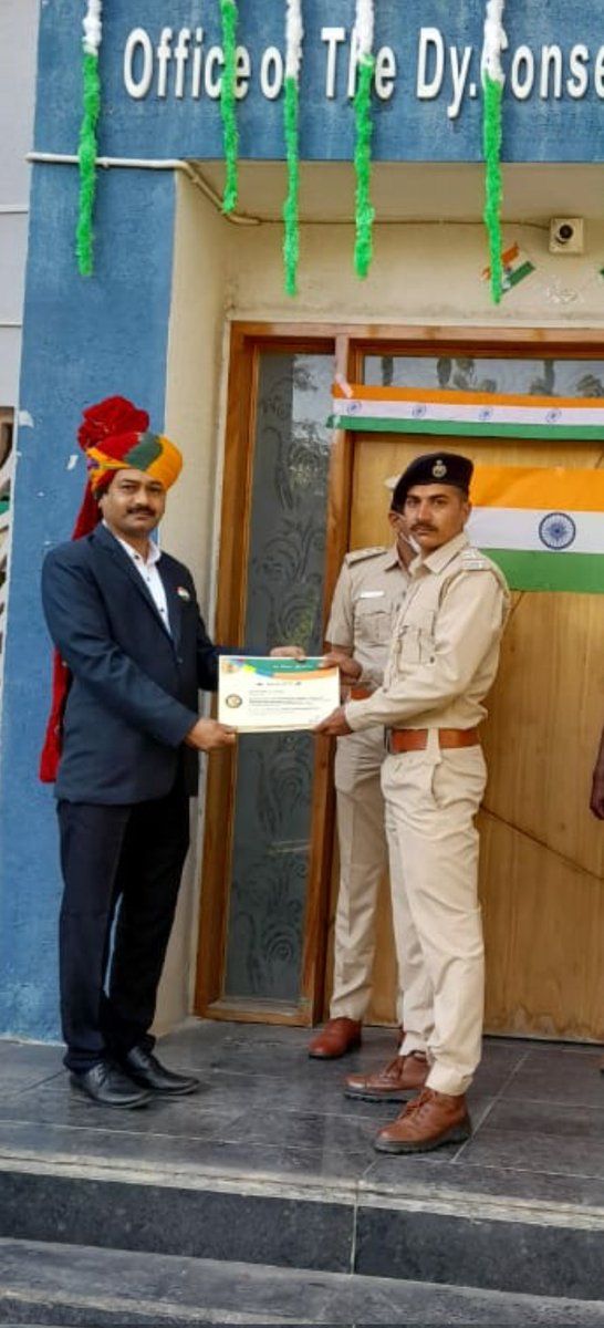 dcfsnr's tweet photo. Happy Republic day... https://t.co/43m3tMUgtm