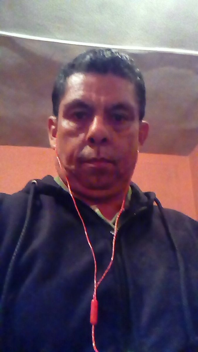 SERGIOR97262352's tweet photo. @letybarriocanal Te gusta MI AMOR.  Y que tal me veo https://t.co/oaGRhXi5lL