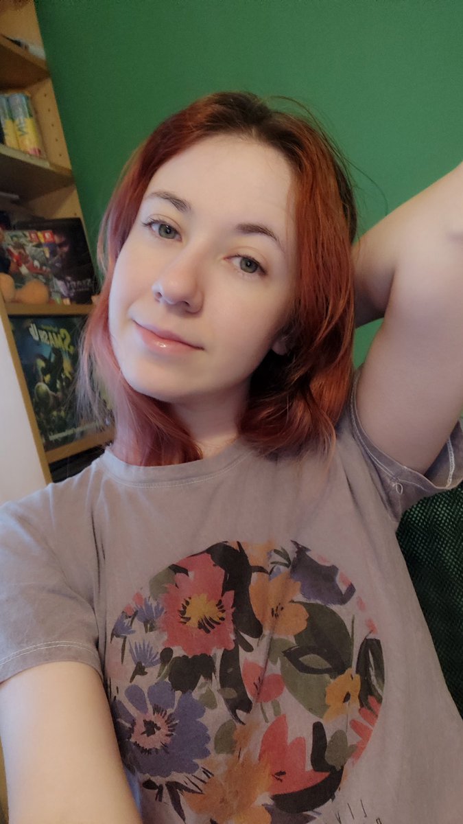 pawsoffline's tweet photo. Stream is live with a sleepy Paws 

Hollow Knight continues! https://t.co/tb2LpWkE5y