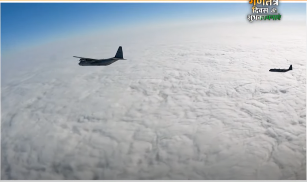 ANI's tweet photo. C-130J Super Hercules transport aircraft on way to taking part in the fly past over the Rajpath for #RepublicDayParade. The cameras have been positioned in cockpits of different aircraft to showcase new views

#RepublicDay https://t.co/HpSzmJfbwG