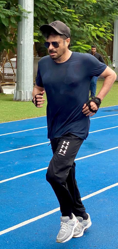 AnilKapoor's tweet photo. कभी कभी खुद को याद दिलाना पड़ता है कि जर्नी कहाँ से शुरू हुई थी, ताकि पाँव हमेशा जमीन पर रहे और हौसले आसमान को छूते रहे। 43 years of Humaare Tumhare। My first film. Thank you audience. Thank you god. https://t.co/sAtSCON3yL