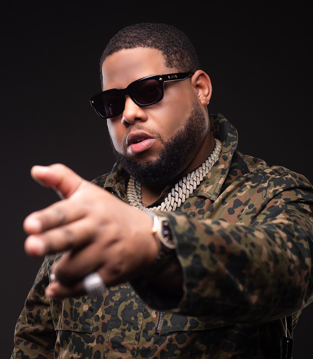 DBLACKGH's tweet photo. A pesewa doubled everyday for 30 days is 5,368,709 GHC but the same pesewa doubled everyday for 15 days is only 163.84 ghc . Lesson : Trust the process. Don’t quit , u might only be halfway there. https://t.co/ndiafMWCKa