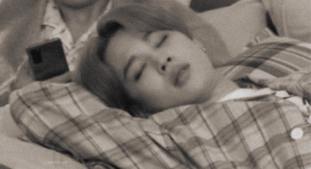 miniesdiary's tweet photo. home is jimin https://t.co/jrASgTfgDg