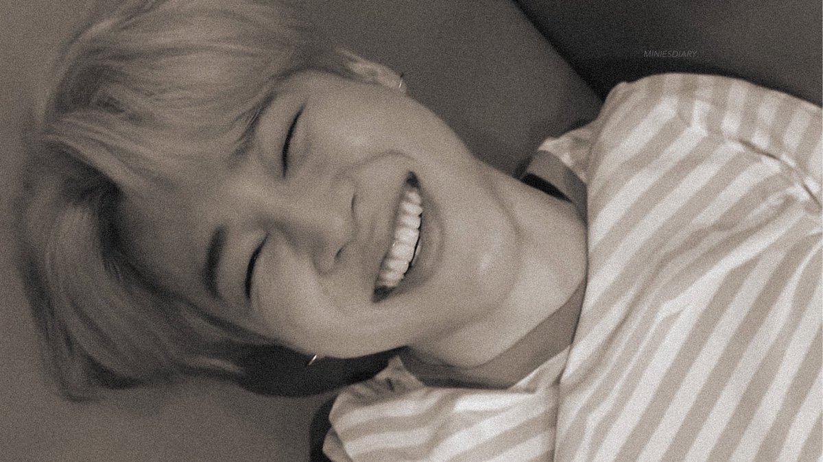 miniesdiary's tweet photo. home is jimin https://t.co/jrASgTfgDg