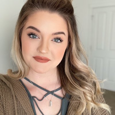 MamaBeanOancea's tweet photo. #NewProfilePic https://t.co/lWtwokhwXP