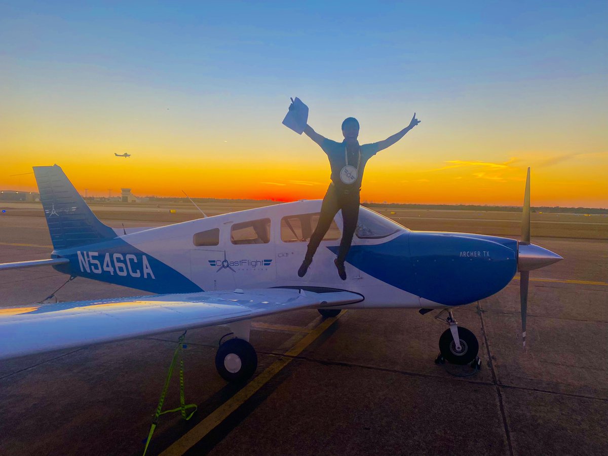 dubeziyanda's tweet photo. MaDube became a Certified Flight Instructor under the American Airline cadet program. One of the highly failed exam due to how hard it is. I passed 🥺👩🏽‍✈️📚🤩. I can now train people to fly mina wonke pho🙌🏽🤩 https://t.co/K1JFXG9sSs