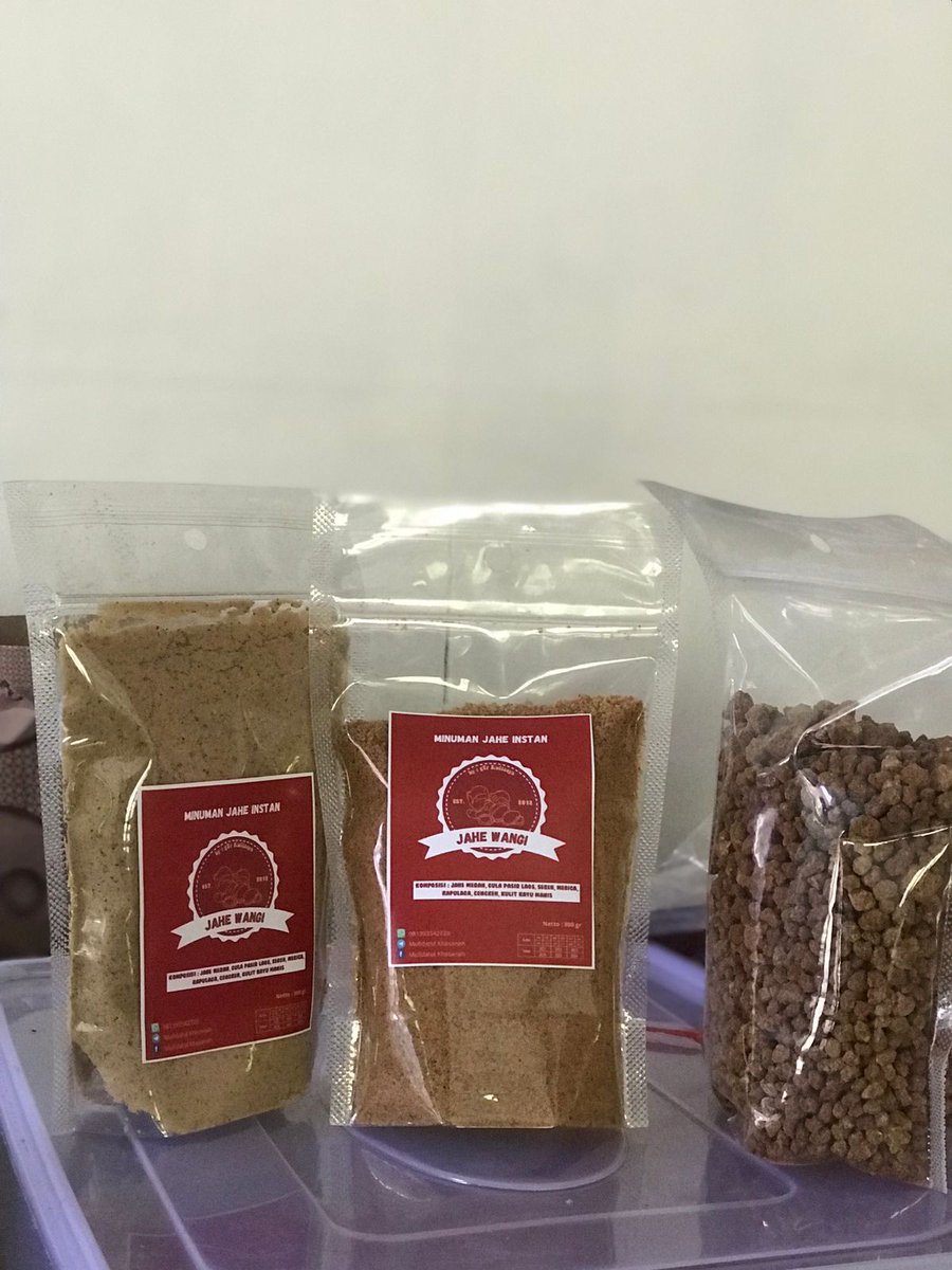 Diegolamone1's tweet photo. Jahe Wangi byr gTr  Kullasya
Jahe wangi memiliki banyak khasiat diantaranya dapat menghangatkan tubuh,  dptmenyembuhkan sakit tenggorokan,&amp;sbgny
harga jahe wangi dimulai dari 18.000 - 25.000 
Ayo beli hari ini dan rasakan khasiatnya! 
#KKNUMY #UMYogya #UMYmengabdi #KelompokKKN003 https://t.co/sMXQph7v9G