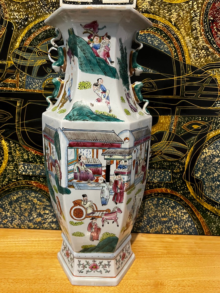 loveretrocrafts's tweet photo. Mid 20th Century, Hexagonal, Baluster Vase, Chinese Ceramic Vase, Celadon green famille rose hexagonal vase, Hand painted Chinese vase https://t.co/r8uxbuI4AV #handpaintedvase #chinesecollectible #chineseantique #chinesewiseman #longevitygod #homedecor #hexagonalvase https://t.co/d33QxDkmF1