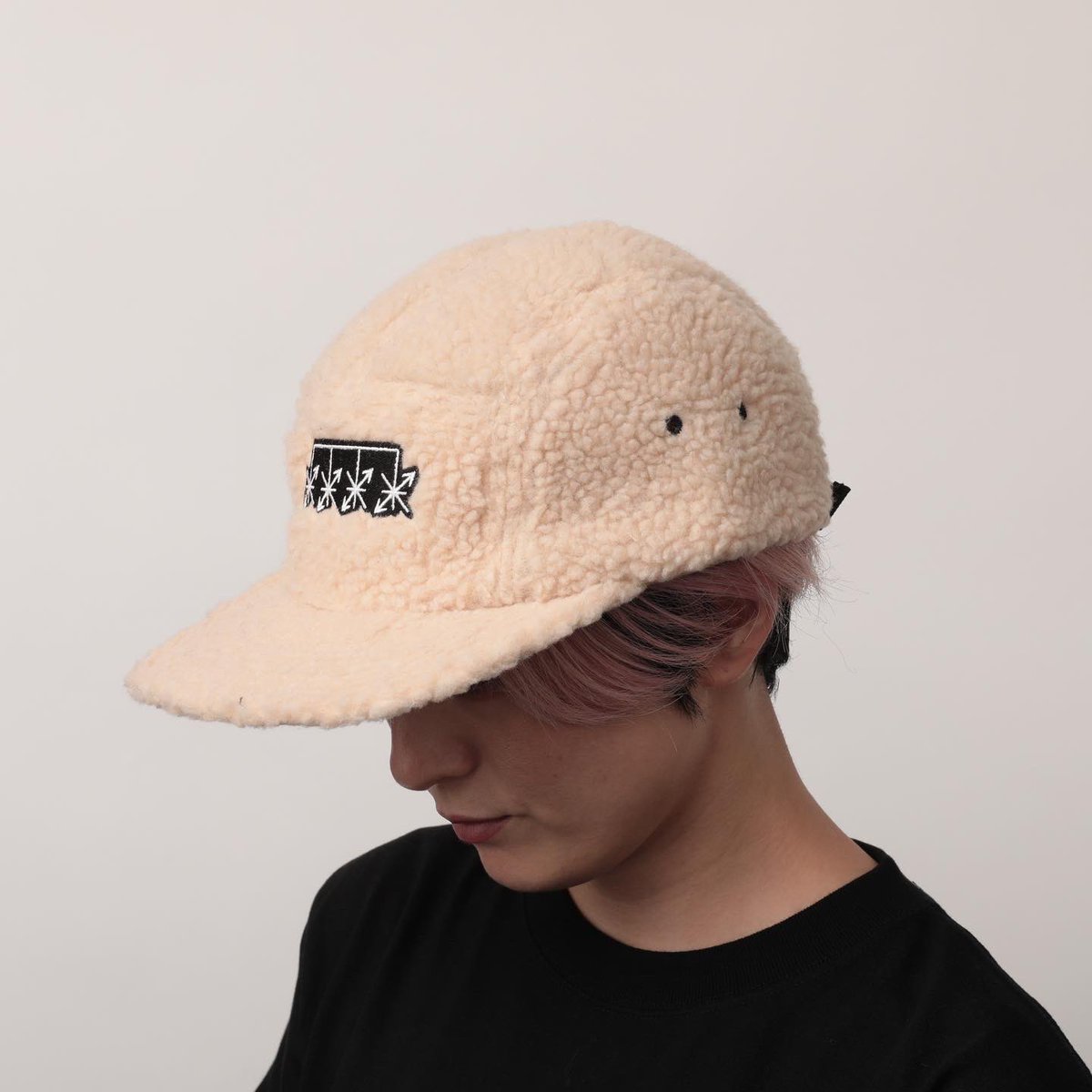 tears_of_swan's tweet photo. TEARS OF SWAN-NOTE LOGO BOA CAP、再入荷になります!!
本日から店頭、official webshopにてオーダー開始ですので宜しくお願い致します😊🏬💻

https://t.co/FIpa4f6KT8
(2月下旬発送開始)

@tears_of_swan 
#tearsofswan 
#boacap
#logocap
#cap
#ボアキャップ
#ロゴキャップ
#キャップ https://t.co/hHixSb64b3
