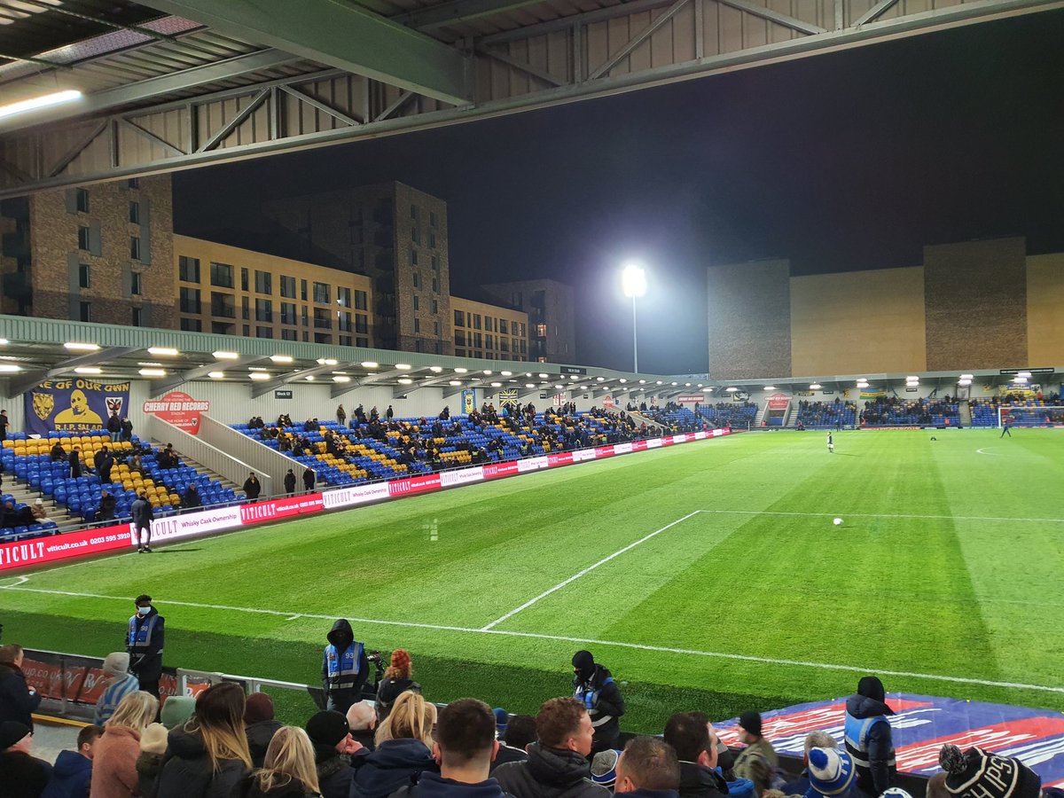 will_i_am67's tweet photo. In Mckenna we trust, first I knew of starting line up was in que to enter Plough Lane. Lots of rubbish comments regarding Jackson through out night. He wore shirt with pride. Attempted to give Kane who was always 20yrds deeper than Burns an option going forwards #StrongBench https://t.co/QMNABhgB6j