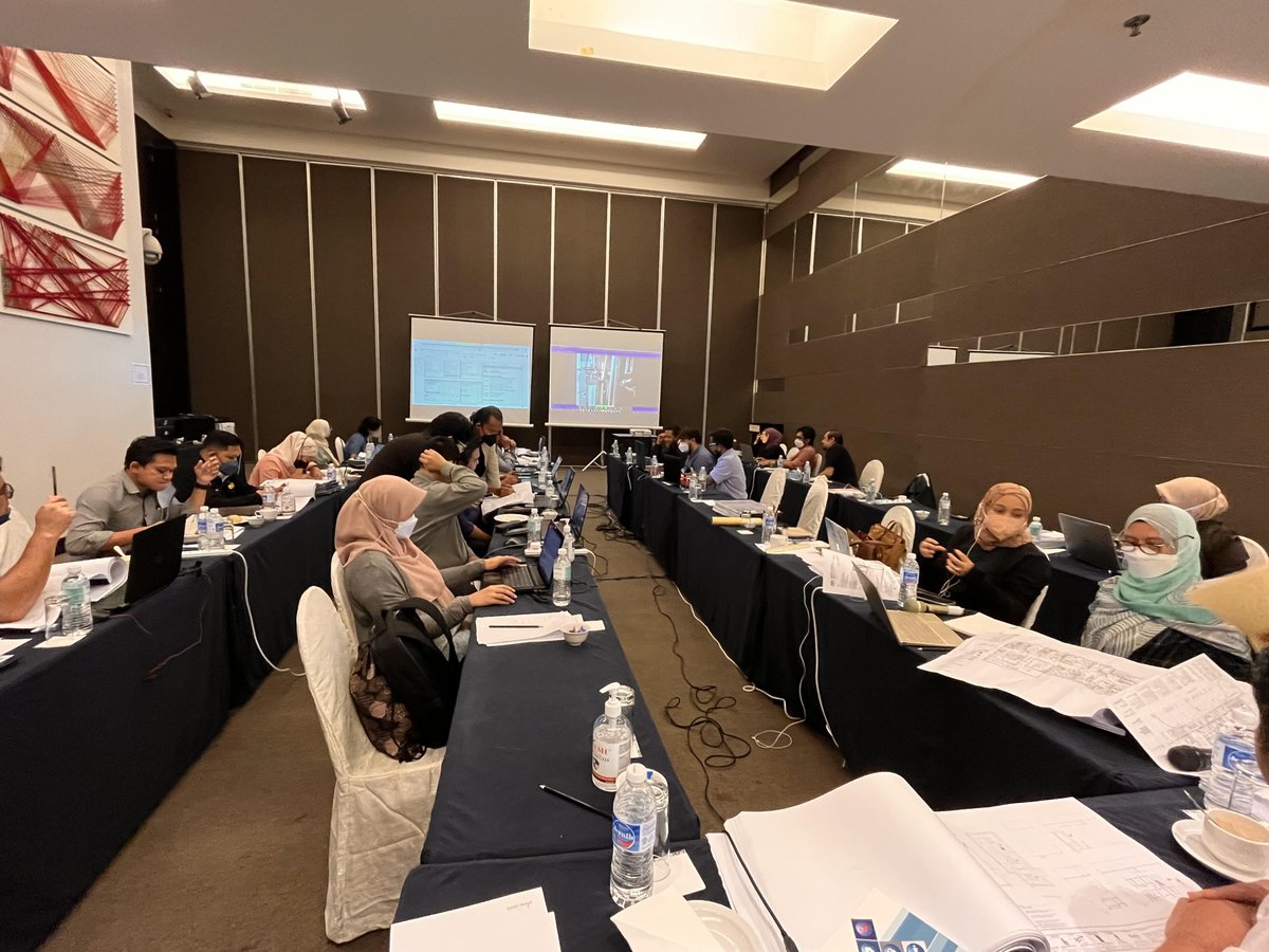 HOPT5 CKK JKR (@ckkjkr) on Twitter photo 26 Jan 2022 | Team_Sarawak
Hari ke 3, Bengkel Interaksi Data bersekali dengan 4wall Sesi 5 projek pembinaan Hospital Petra Jaya Sarawak <a href="/JKR_CKM/">JKR CAW. KEJ. MEKANIKAL</a> <a href="/CKK_IPJKR/">Cawangan Kerja Kesihatan JKR Malaysia</a> <a href="/JKRMalaysia/">JKR Malaysia</a>
 <a href="/Ar_Azman_5167/">Ar AzmanHashim</a> <a href="/JKRElektrik/">Cawangan Kejuruteraan Elektrik Ibu Pejabat</a> <a href="/CawanganArkitek/">Cawangan Arkitek</a> 26 Jan 2022 | Team_Sarawak
Hari ke 3, Bengkel Interaksi Data bersekali dengan 4wall Sesi 5 projek pembinaan Hospital Petra Jaya Sarawak <a href="/JKR_CKM/">JKR CAW. KEJ. MEKANIKAL</a> <a href="/CKK_IPJKR/">Cawangan Kerja Kesihatan JKR Malaysia</a> <a href="/JKRMalaysia/">JKR Malaysia</a>
 <a href="/Ar_Azman_5167/">Ar AzmanHashim</a> <a href="/JKRElektrik/">Cawangan Kejuruteraan Elektrik Ibu Pejabat</a> <a href="/CawanganArkitek/">Cawangan Arkitek</a>