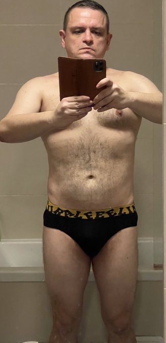 New body in new #briefs 🍆😎 #body #male #man #daddy #40s #sexy #underwear #bulge #horny #hung #selfie<a href="/tag/briefs"class="tags">#briefs</a><a href="/tag/body"class="tags">#body</a><a href="/tag/male"class="tags">#male</a><a href="/tag/man"class="tags">#man</a><a href="/tag/daddy"class="tags">#daddy</a><a href="/tag/selfie"class="tags"><span>#selfie</span></a><a href="/tag/sexy"class="tags"><span>#sexy</span></a><a href="/tag/underwear"class="tags"><span>#underwear</span></a><a href="/tag/horny"class="tags"><span>#horny</span></a><a href="/tag/bathroom"class="tags"><span>#bathroom</span></a><a href="/tag/hung"class="tags"><span>#hung</span></a>