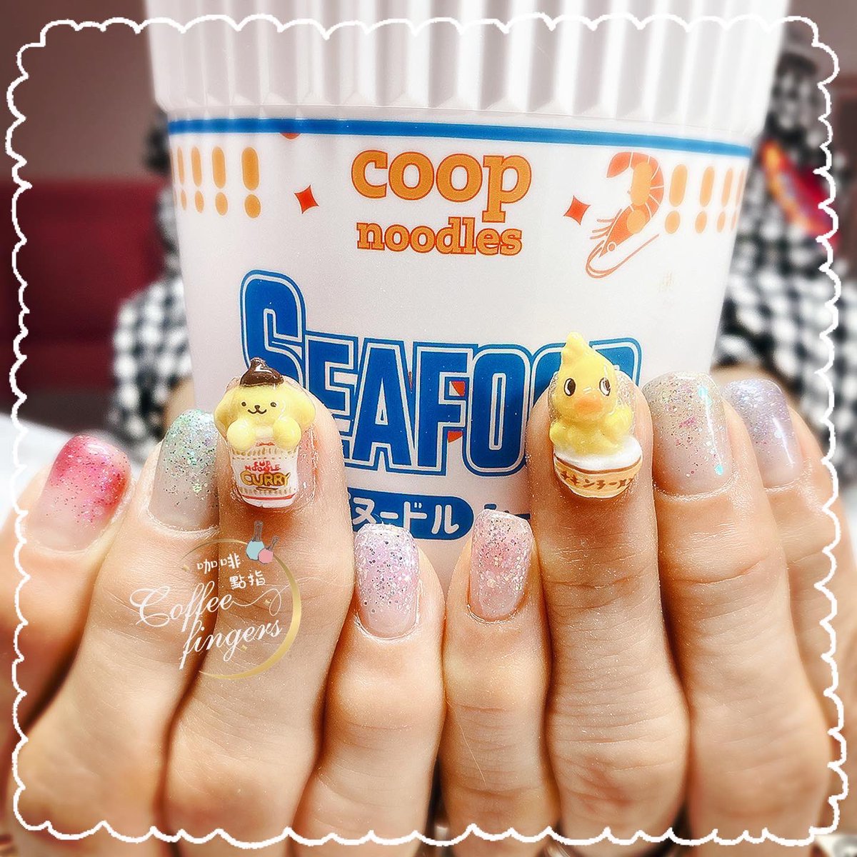CoffeeYan2011's tweet photo. #合味道 #合味道杯麵 #カップヌードル #cupnoodles 
#hellokitty #吉蒂貓 #布甸狗 #pompompurin #ポムポムプリン #ポムポムプリンネイル 
#日清 #日清食品 #日清雞仔 #チキンラーメン #ひよこちゃん https://t.co/sRpNH7beCR