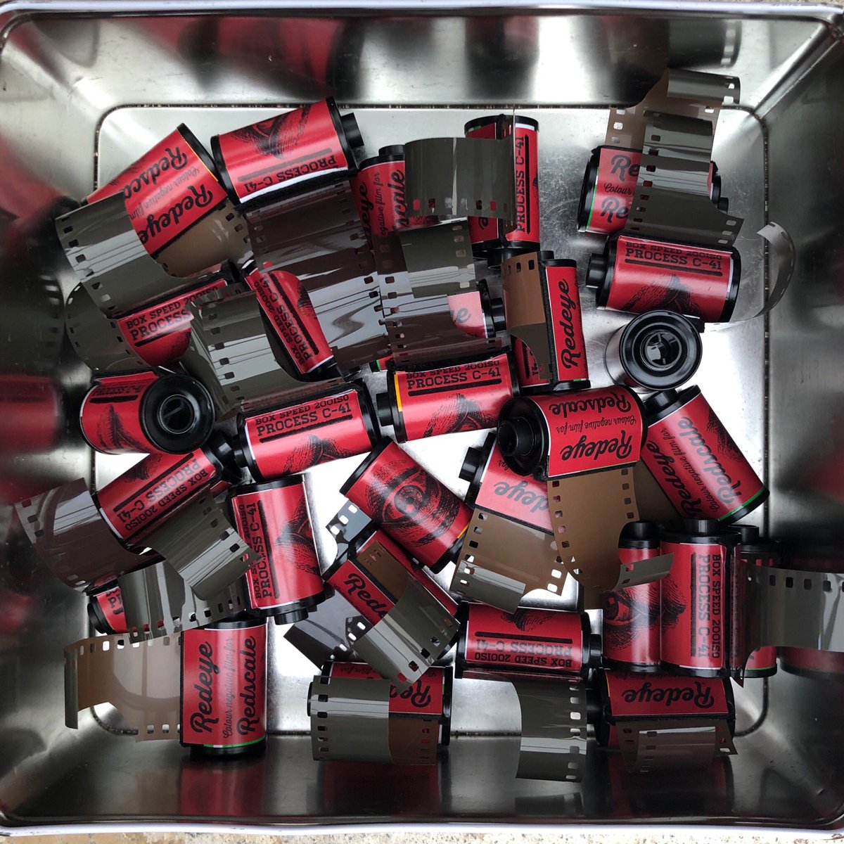 RedeyeRedscale's tweet photo. So close now....
#RedeyeRedscale
#Redscale
#35mm
#ExperimentalPhotography
#AnaloguePhotography
#BelieveInFilm
#ShootFilmBeNice
#RedscaleFilmLoversUnite
#RedscaleMagazine
@sunny16podcast
#Sunny16Podcast https://t.co/Lu7z9PwJyy