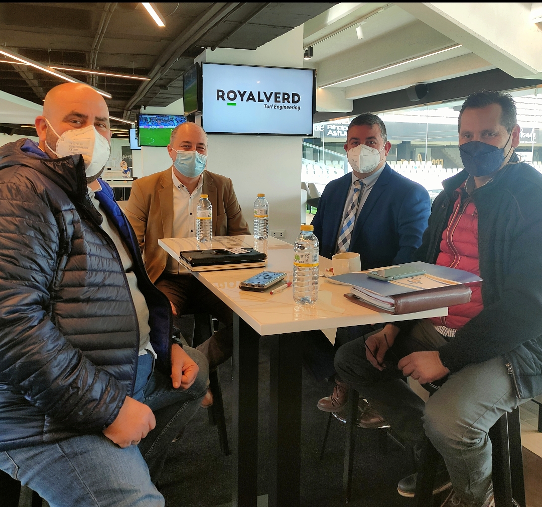 practiser_am's tweet photo. Esta mañana @practiserasistenciamedica, @securitasdirect y Distribat hemos mantenido una reunión en @fcc_business buscando las mejores sinergias empresariales. #sinergiasbusiness #Practiser #Securitasdirect #Distribat 🤝 https://t.co/lludTxf3Zx