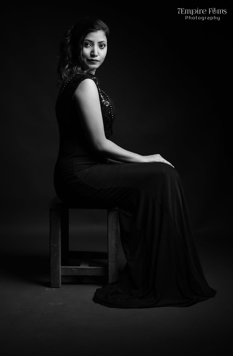 7empirefilms's tweet photo. #7empirefilms #7empirefilmsStudio #7empirefilmsmodel #7empireportrait #portfolio #photography #design #model #portrait #art #photoshoot #fashion #graphicdesign #portraitphotography #photographer #modeling #photooftheday #instagram #creative https://t.co/3jdfcdWo9y