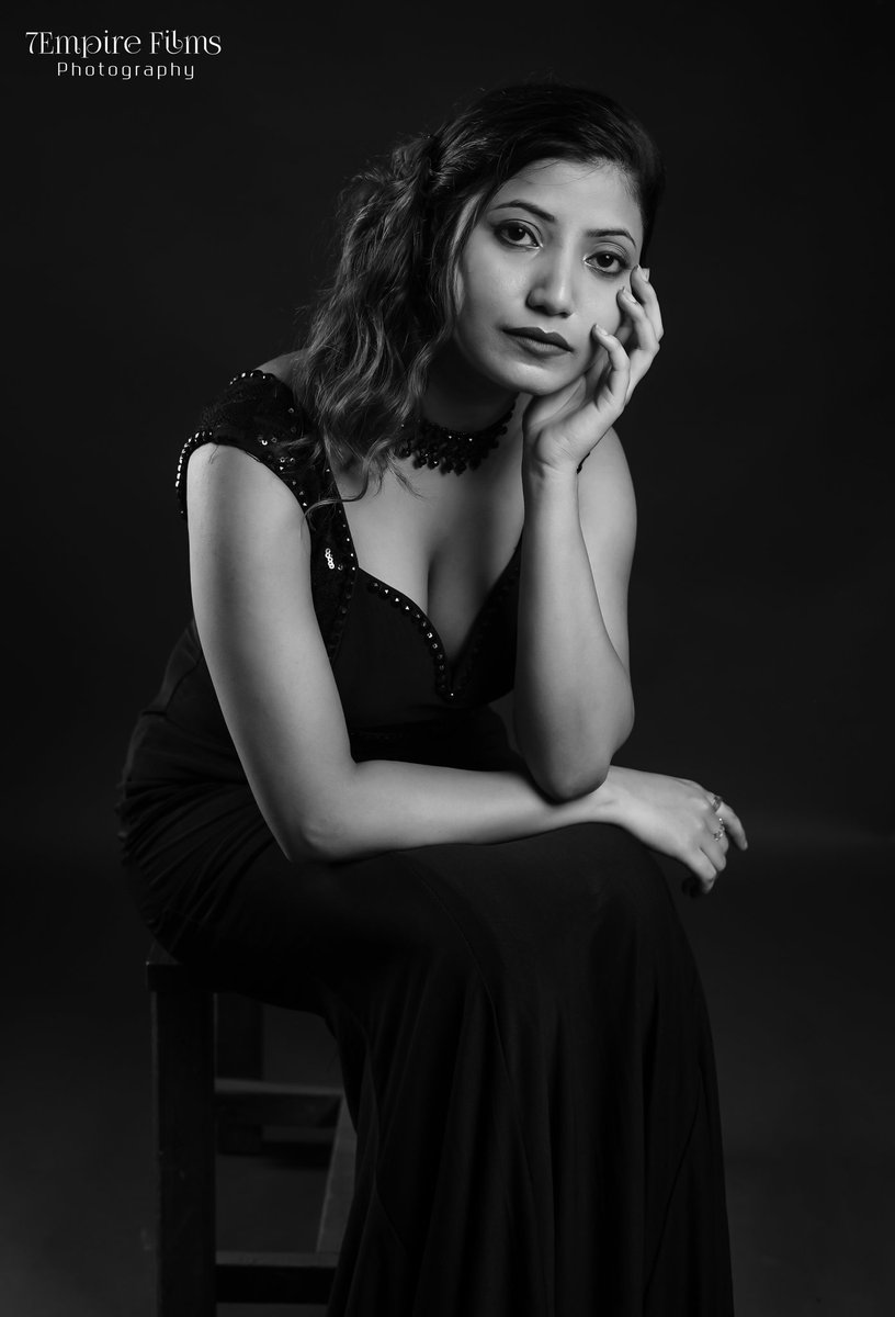 7empirefilms's tweet photo. #7empirefilms #7empirefilmsStudio #7empirefilmsmodel #7empireportrait #portfolio #photography #design #model #portrait #art #photoshoot #fashion #graphicdesign #portraitphotography #photographer #modeling #photooftheday #instagram #creative https://t.co/NJJVVsW5F2