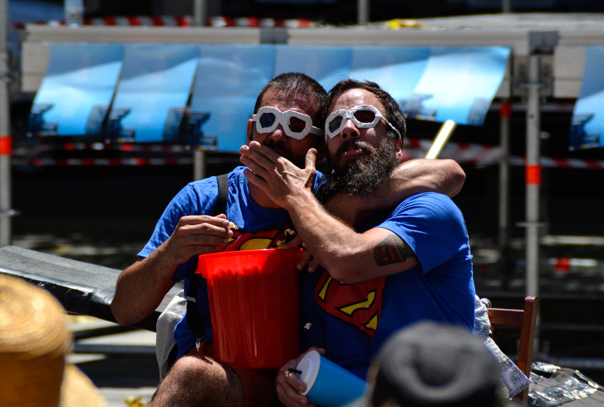 Los peques tienen su propia programación teatral los findes en #Valladolid 💜🥳

📍 <a href="/TCalderonVLL/">Teatro Calderón</a> 
🗓️29 y 30 enero
👉'Nube Nube' ⛅, de <a href="/periferiateatro/">periferia teatro</a>, y 'Coser y Cantar' 🧵, de <a href="/Teloncillo/">Teloncillo Teatro</a> 

 📍<a href="/LavaVLL/">Laboratorio de las Artes de Valladolid :: LAVA</a>  
🗓️30 enero
👉'Un día de cine' 🎞️, de <a href="/CirkaboutIt/">Cirk About It</a>